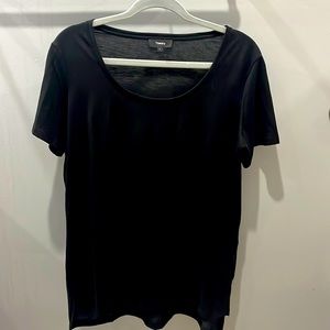 Theory Black Woman’s Tee. Size Large